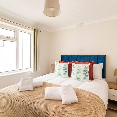 בורנמות' Incredible Sea View 2 Bedroom Beach Apartment מראה חיצוני תמונה